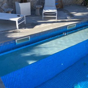 cubierta sumergida piscina tipo banco 1-optimizada