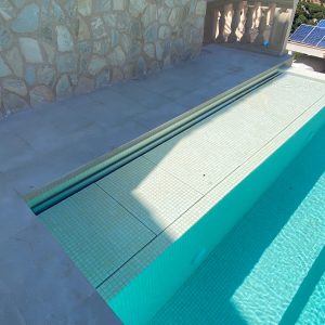 cubierta sumergida piscina tipo banco 3-optimizada